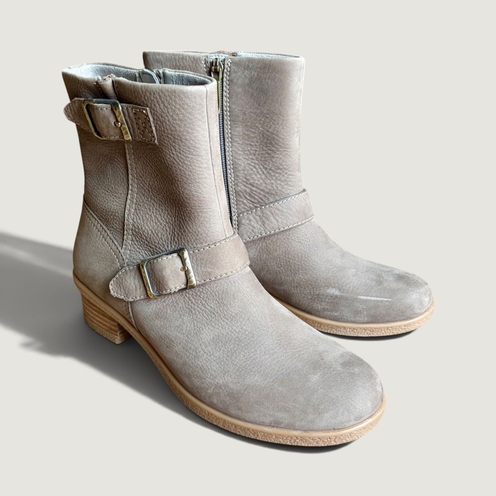 Dansko Maria Taupe Milled Nubuck Leather Waterproof Ankle Boots Moto Buckle 38